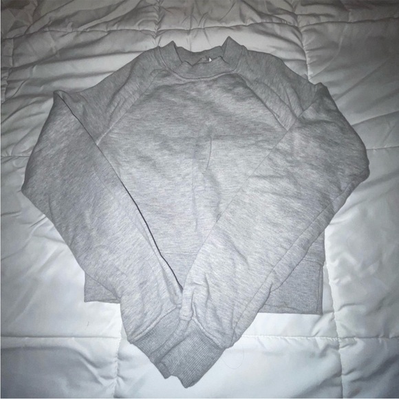 Crewneck - Picture 2 of 3